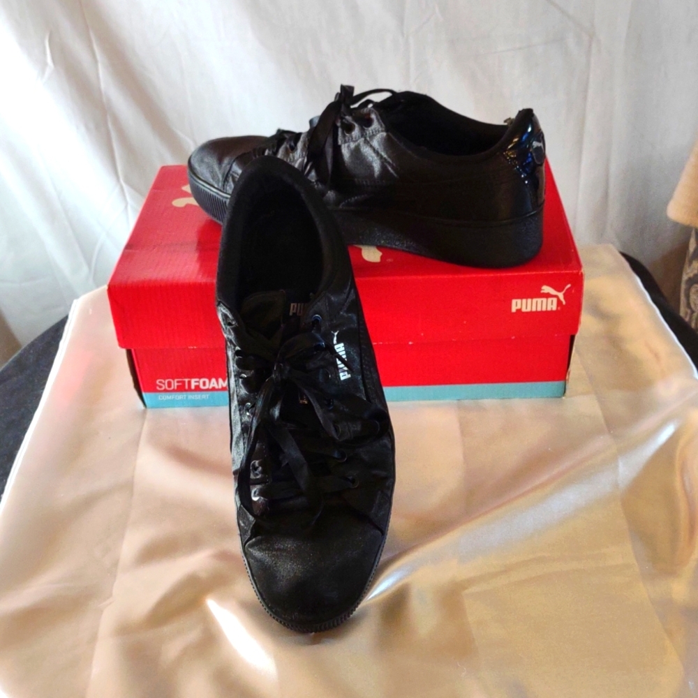 Puma Women's Vikky Platform EP Black Sneakers - Size 9.5